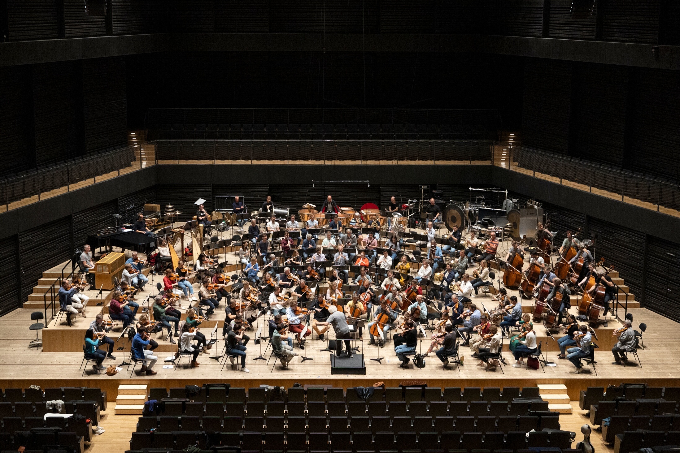 BRSO und Sir Simon Rattle: Proben für Mahler 6 © BR\Astrid Ackermann